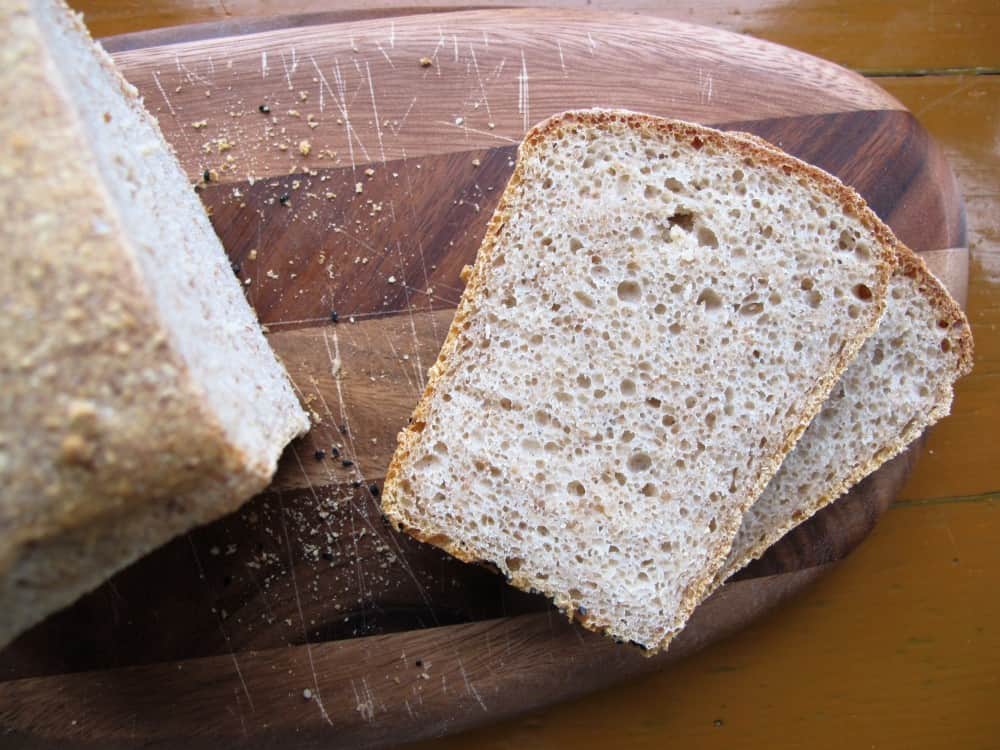 Spelt sourdough bread slices