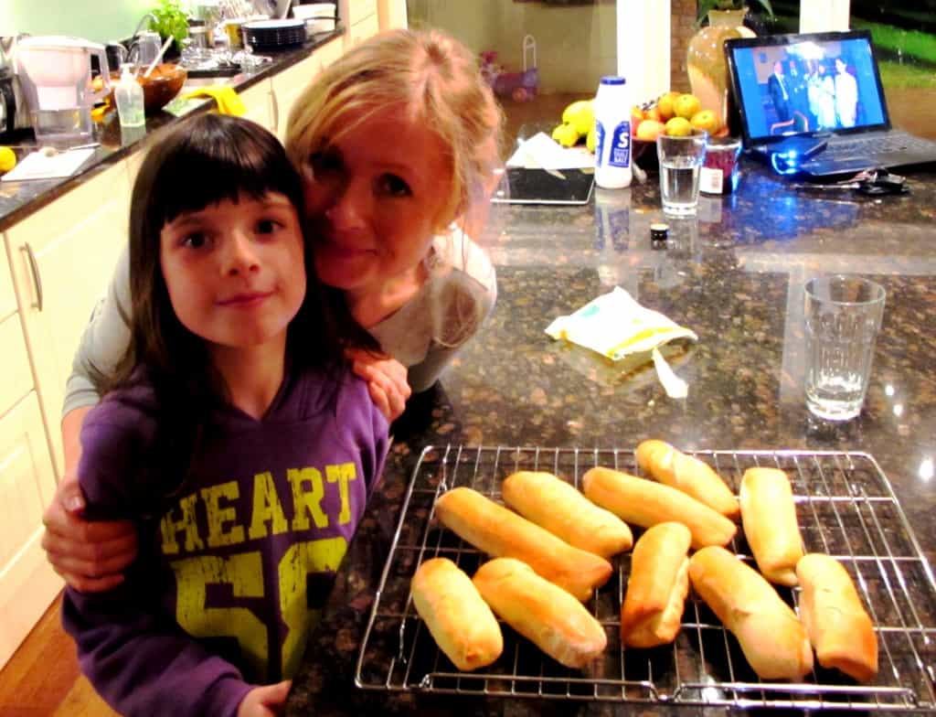 Pam Aoibhinn Proud Hot Dog Bun Bakers