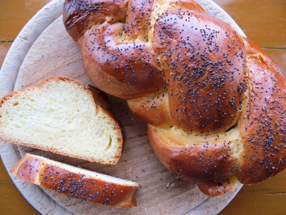 Challah with Poppy Seeds